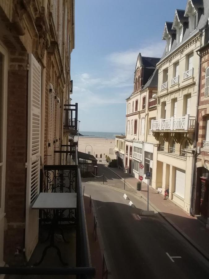 شقة Trouville Centre 2 Pieces Balcon Sur Plage A 30 Metres المظهر الخارجي الصورة