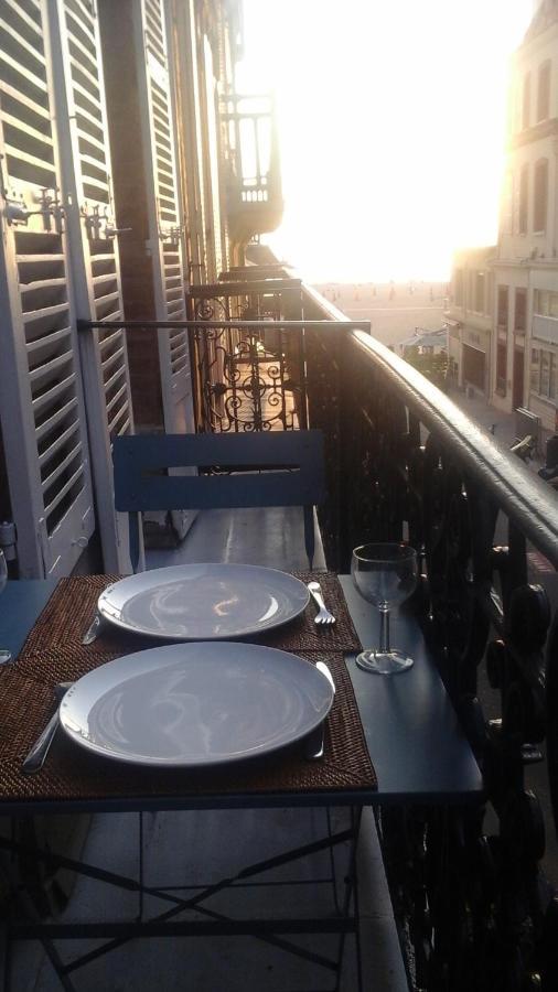 شقة Trouville Centre 2 Pieces Balcon Sur Plage A 30 Metres المظهر الخارجي الصورة